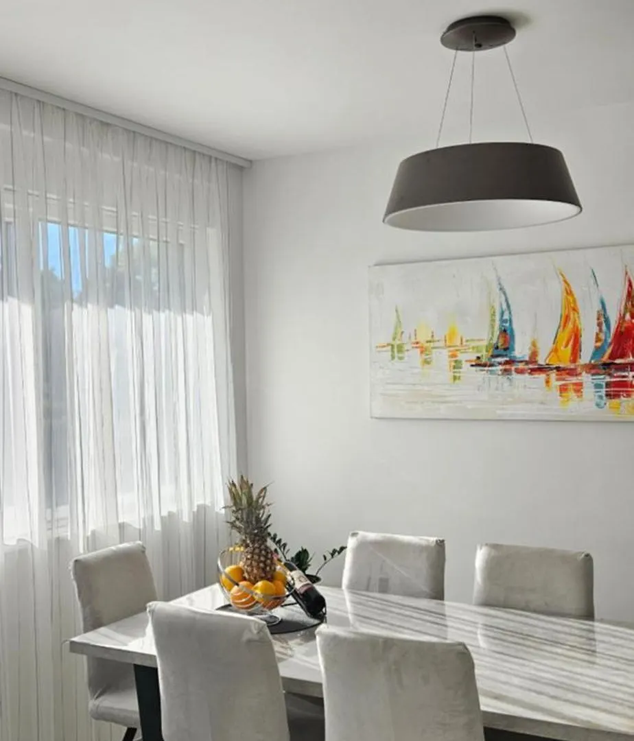 Azzurro Apartment - With Private Rooftop Jacuzzi Zadar